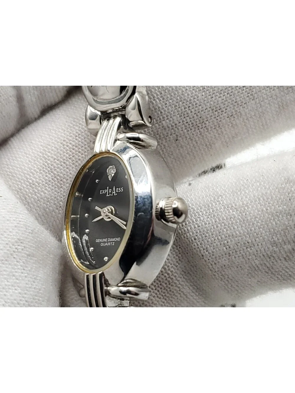 LA Express Quartz Watch 16mm Womens New Battery Silver Tone Black Dial
